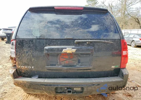 2011 Chevrolet Tahoe C1500 Ls z USA, uszkodzony, nr VIN 1GNSCAE06BR142471